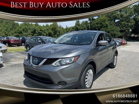 Used 2019 Nissan Rogue Sport S image 1