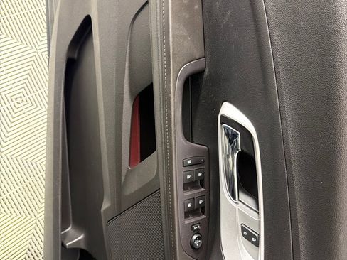 Used 2017 Chevrolet Equinox LT w/ Convenience Package image 12