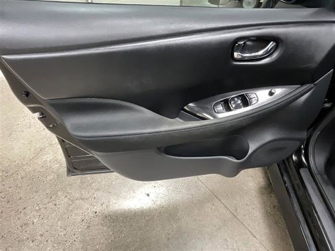 Used 2020 Nissan Leaf SV Plus w/ SV Plus Technology Package image 10