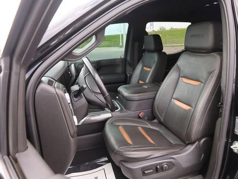 Used 2019 GMC Sierra 1500 AT4 w/ AT4 Premium Package image 8