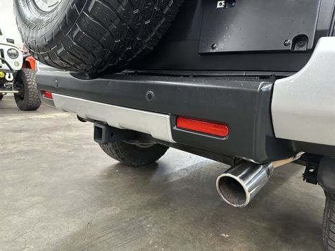 Used 2007 Toyota FJ Cruiser 4WD image 40