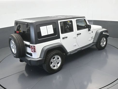 Used 2018 Jeep Wrangler Unlimited Sport S AWD/4WD image 47