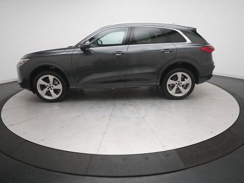 New 2025 Audi Q5 Premium Plus image 25