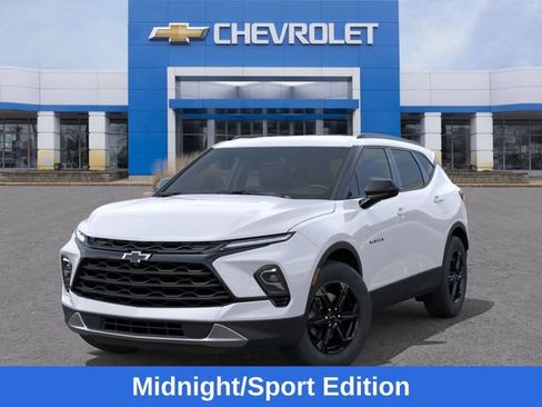 New 2026 Chevrolet Blazer LT w/ Convenience Package FWD image 7