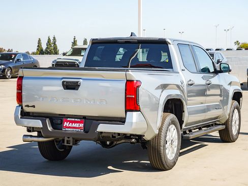 New 2026 Toyota Tacoma SR5 AWD/4WD image 7
