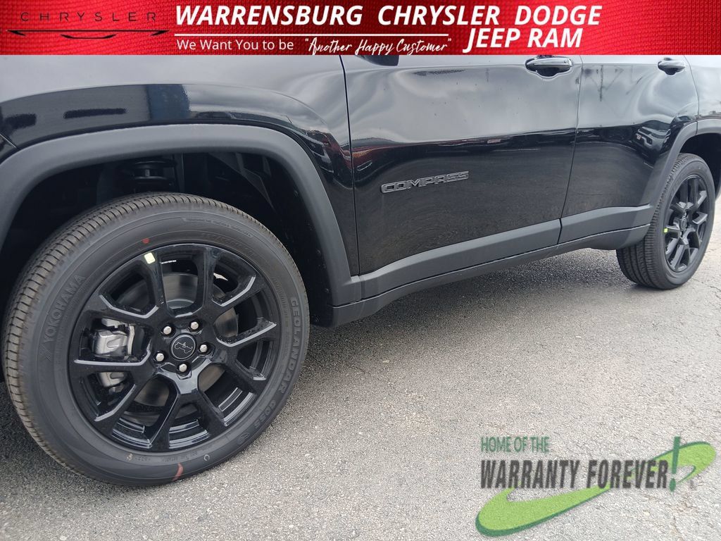 New 2026 Jeep Compass Latitude AWD/4WD image 11