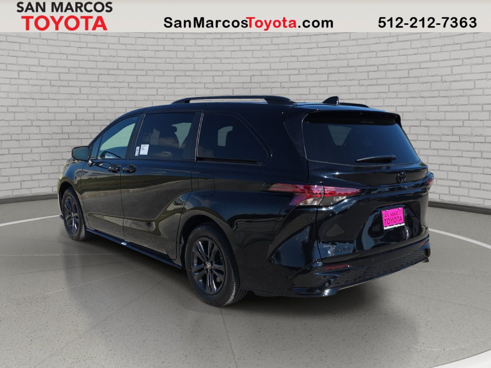 New 2026 Toyota Sienna XSE AWD/4WD image 7