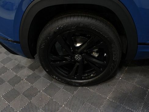 New 2025 Volkswagen Atlas Cross Sport SEL R-Line image 25