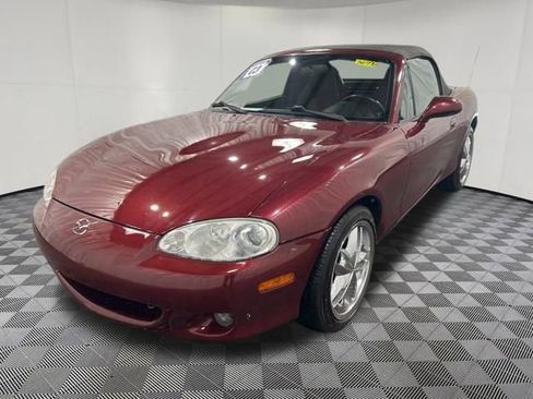 Used 2003 MAZDA MX-5 Miata image 16