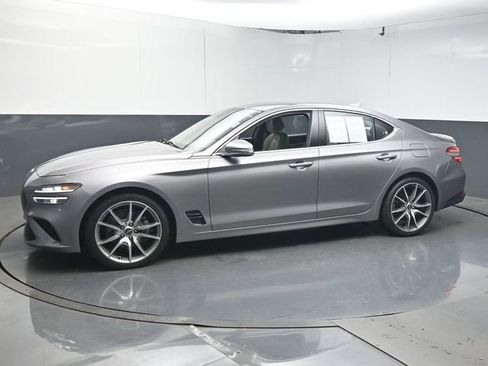 Used 2023 Genesis G70 2.0T RWD image 4