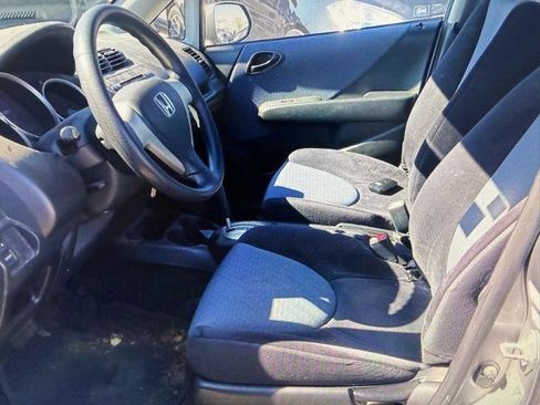Used 2008 Honda Fit image 6