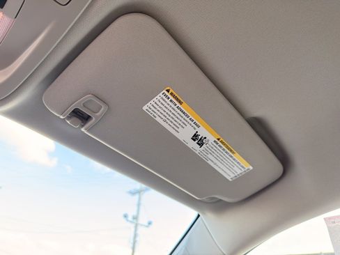 Used 2021 Chevrolet Colorado LT w/ Safety Package image 41