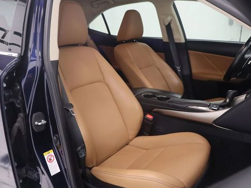 Used 2018 Lexus IS 300 AWD w/ Comfort Package image 26