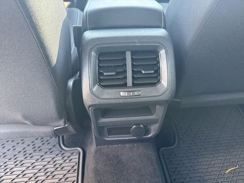 Used 2022 Volkswagen Tiguan S image 24