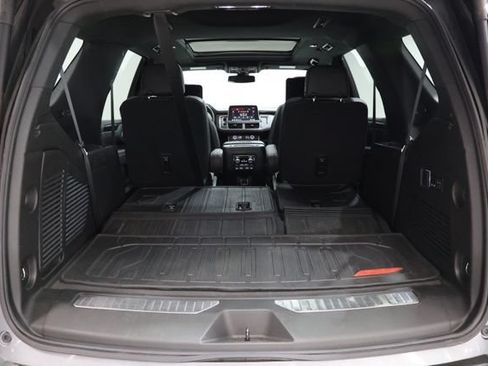 Used 2021 GMC Yukon AT4 w/ Rear Media and Nav Package AWD/4WD image 41