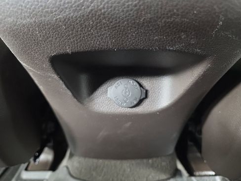 Used 2017 Hyundai Santa Fe Limited AWD/4WD image 42