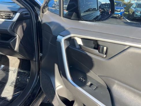 Used 2022 Toyota RAV4 LE image 50