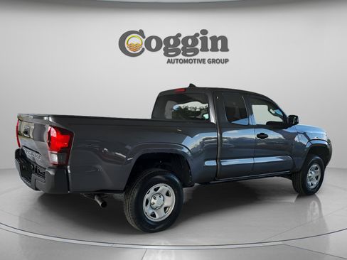 Used 2019 Toyota Tacoma SR RWD image 5