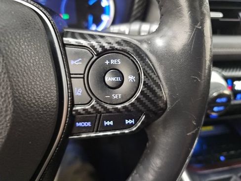 Used 2020 Toyota RAV4 Limited AWD/4WD image 20