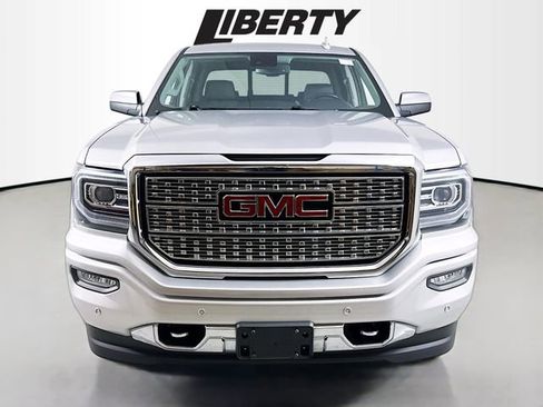 Used 2018 GMC Sierra 1500 Denali w/ Denali Ultimate Package image 2