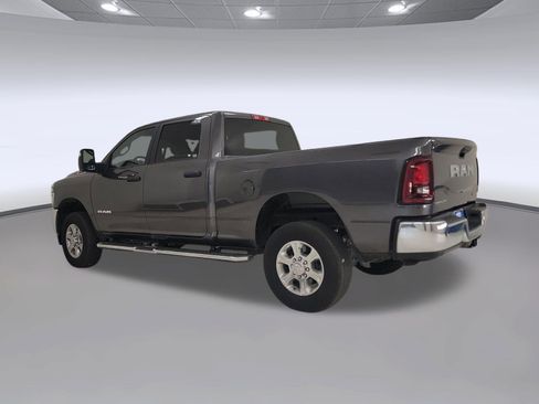 Used 2026 RAM 2500 Big Horn AWD/4WD image 3