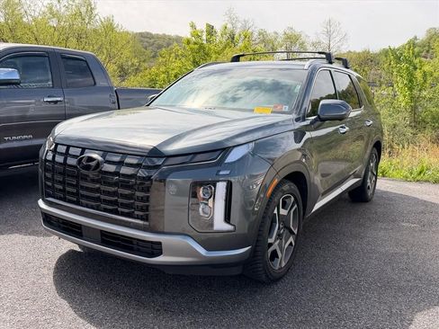 Used 2024 Hyundai Palisade SEL AWD/4WD image 2
