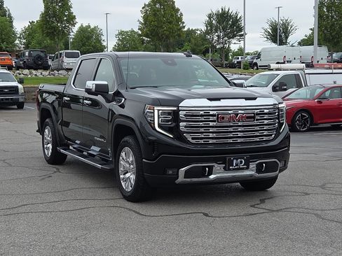 Used 2026 GMC Sierra 1500 Denali AWD/4WD image 1