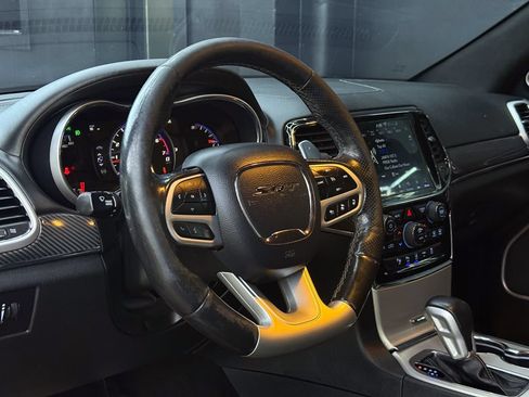 Used 2019 Jeep Grand Cherokee SRT AWD/4WD image 15