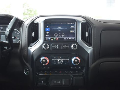 Used 2019 GMC Sierra 1500 SLT w/ SLT Premium Plus Package AWD/4WD image 18