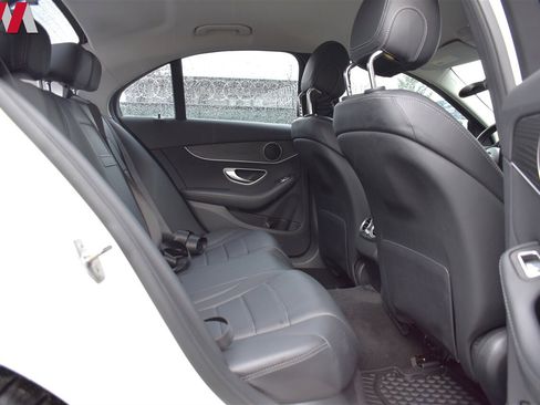 Used 2017 Mercedes-Benz C 300 Sedan image 19
