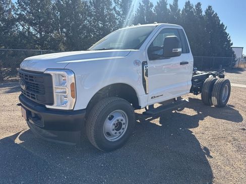 New 2026 Ford F350 XL image 1