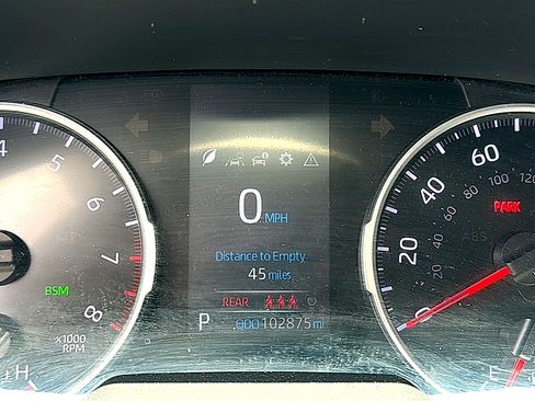 Used 2021 Toyota RAV4 XLE FWD image 10