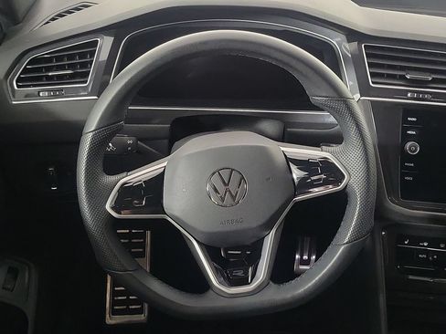Used 2024 Volkswagen Tiguan SE R-Line FWD image 13