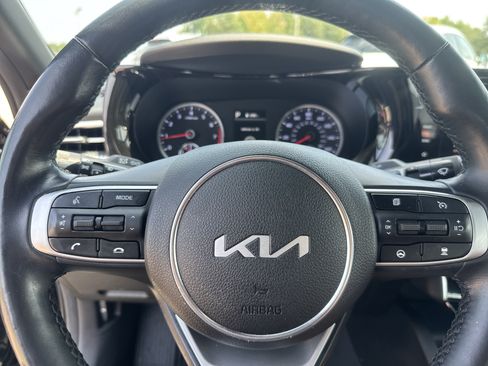 Used 2023 Kia K5 GT-Line AWD/4WD image 9