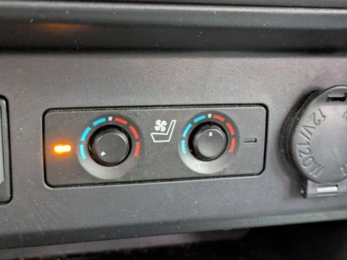 Used 2019 Toyota 4Runner Limited image 23