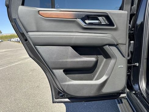 New 2026 GMC Yukon Denali w/ Denali Reserve Package image 23