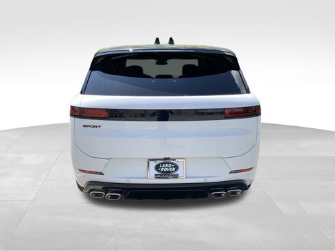 New 2025 Land Rover Range Rover Sport Dynamic SE image 7
