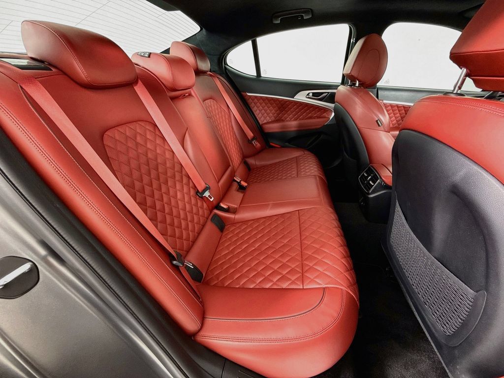 Used 2022 Genesis G70 3.3T Launch Edition RWD image 28