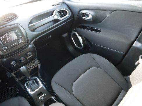 Used 2020 Jeep Renegade Sport image 11