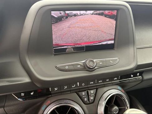 Used 2022 Chevrolet Camaro LT w/ Design Package 1 image 8