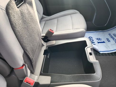 Used 2025 Chevrolet Silverado 1500 LT image 28