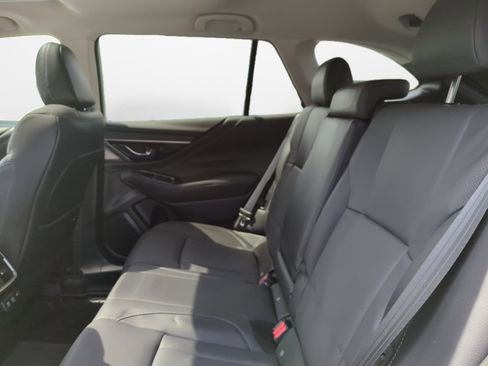 Used 2022 Subaru Outback Limited w/ Popular Package #2 image 15