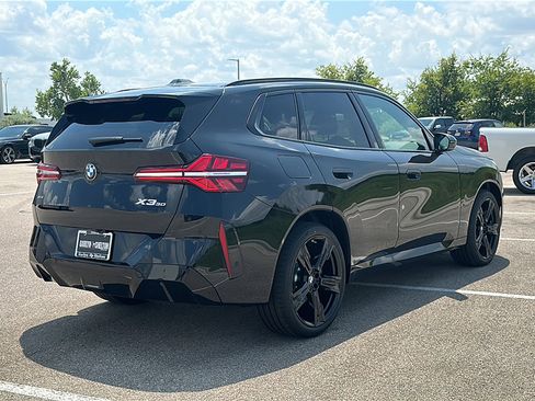 New 2026 BMW X3 xDrive30 w/ Premium Package image 8