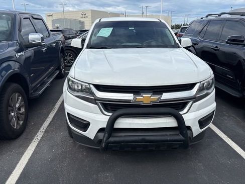 Used 2018 Chevrolet Colorado W/T w/ WT Convenience Package AWD/4WD image 2