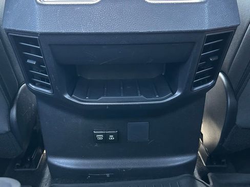 Certified 2025 Toyota Tundra SR5 w/ TRD Off-Road Package AWD/4WD image 17
