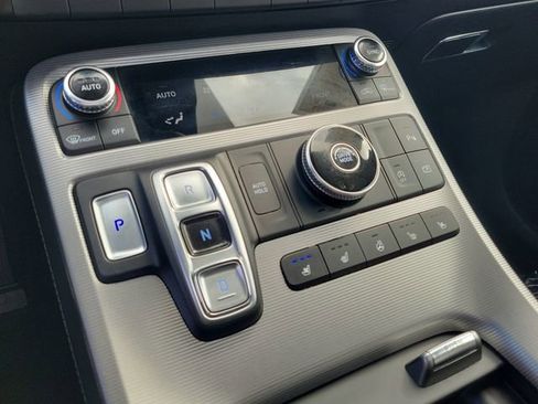 Used 2024 Hyundai Palisade Calligraphy FWD image 16