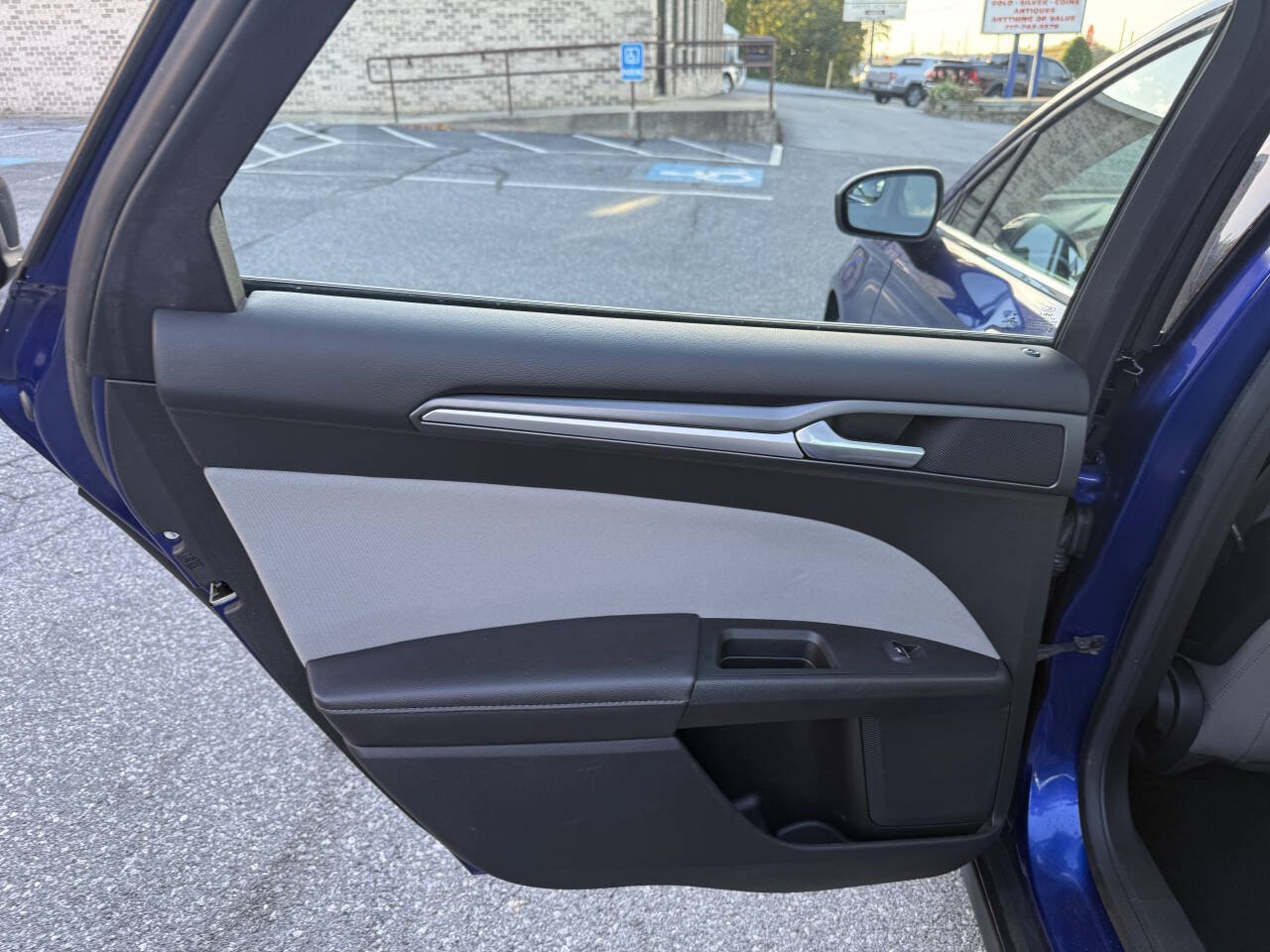 Used 2014 Ford Fusion S FWD image 12