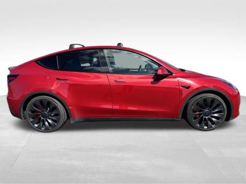 Used 2023 Tesla Model Y Performance AWD/4WD image 10