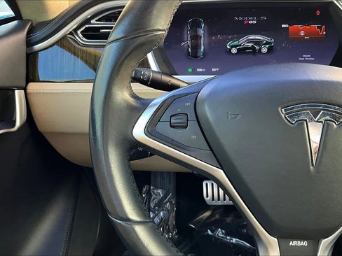 Used 2013 Tesla Model S Performance image 22