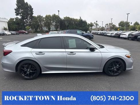 Used 2025 Honda Civic Sport image 8